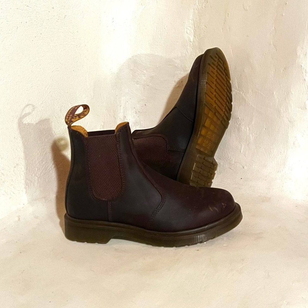 Doc Marten 2976 YELLOW STITCH CRAZY HORSE LEATHER CHELSEA BOOTS